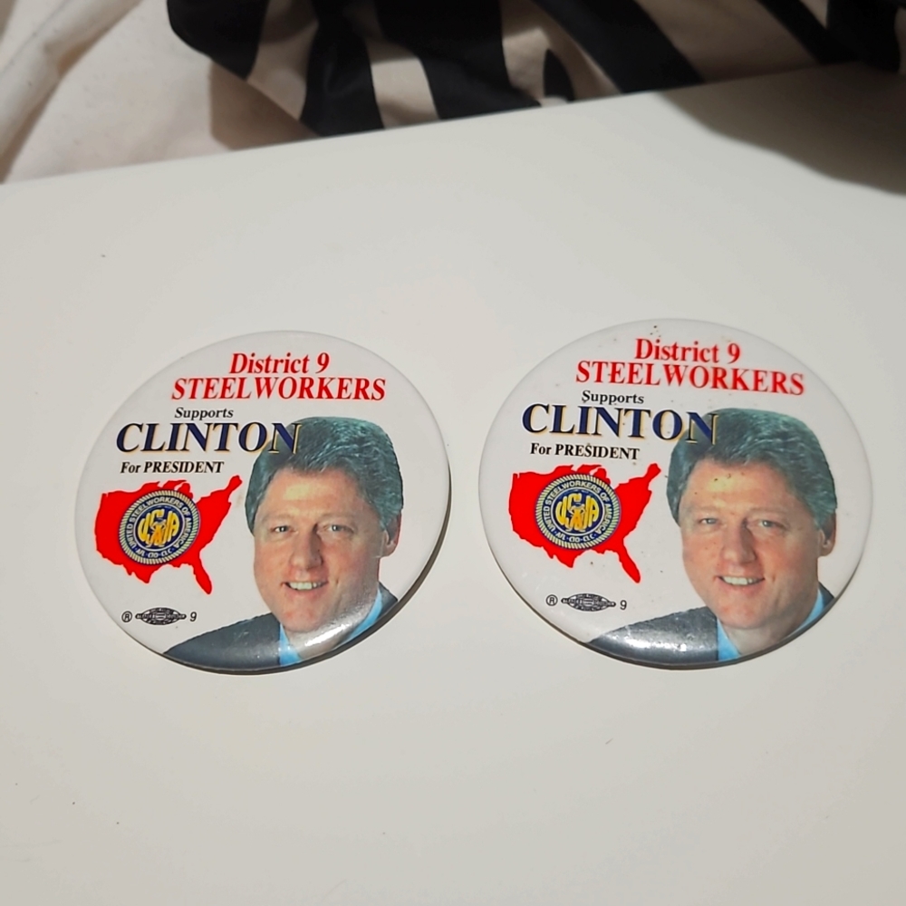 Bill Clinton For president pins